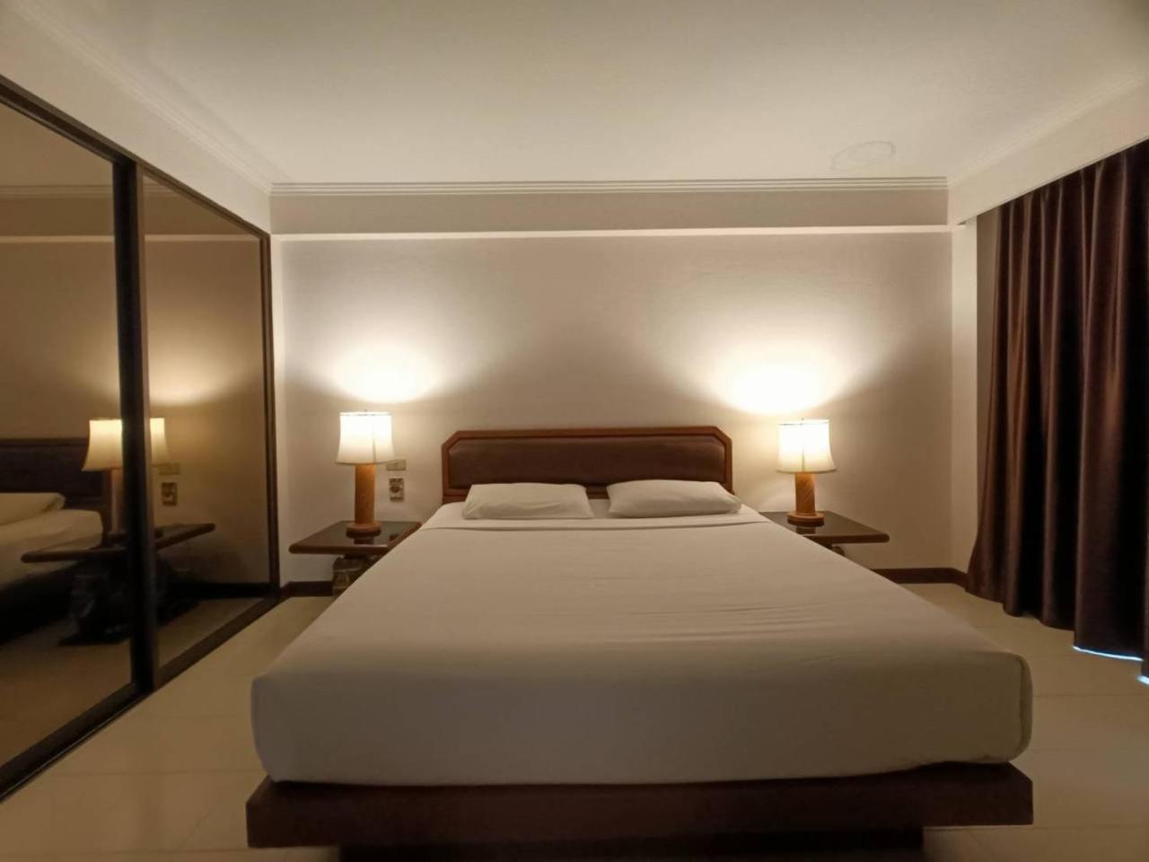 The Monaco Residence Pattaya Exterior photo
