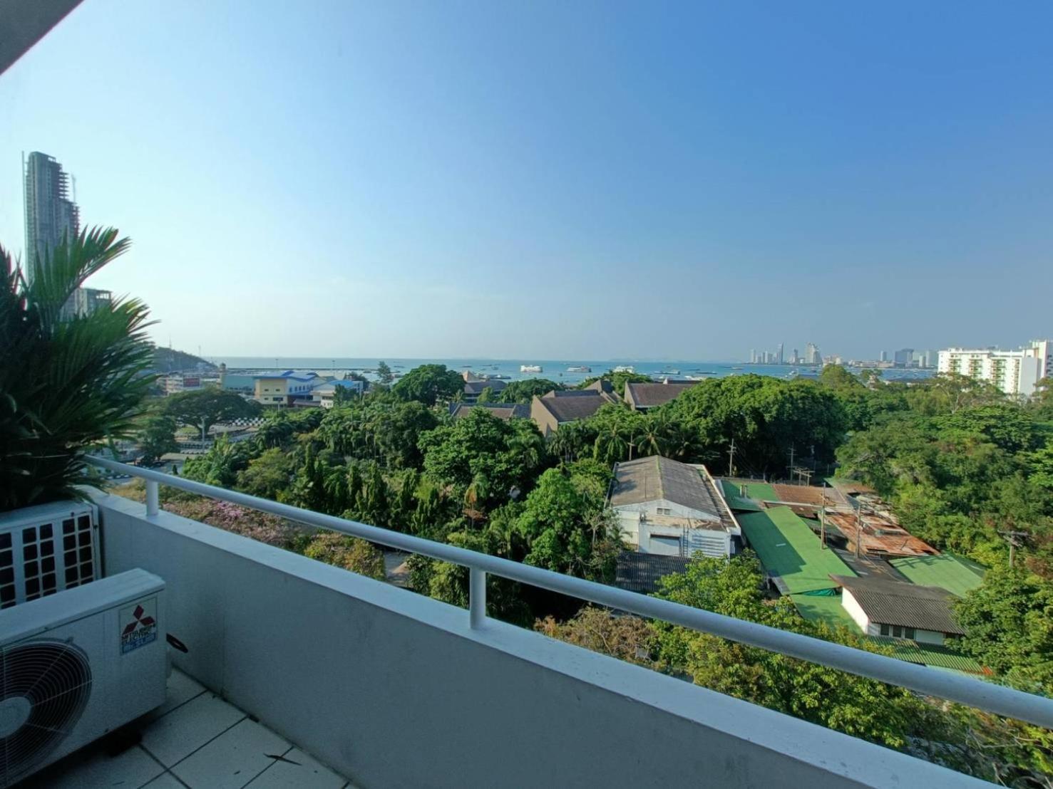 The Monaco Residence Pattaya Exterior photo